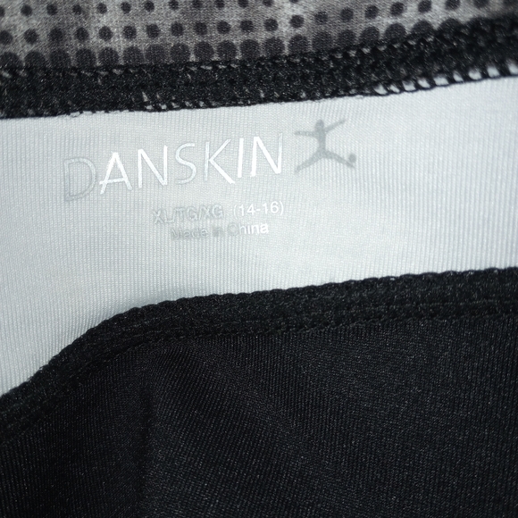 NWOT Danskin Workout Gym Yoga Leggings XL (14-16) BLACK WHITE SWIRL - Picture 9 of 11